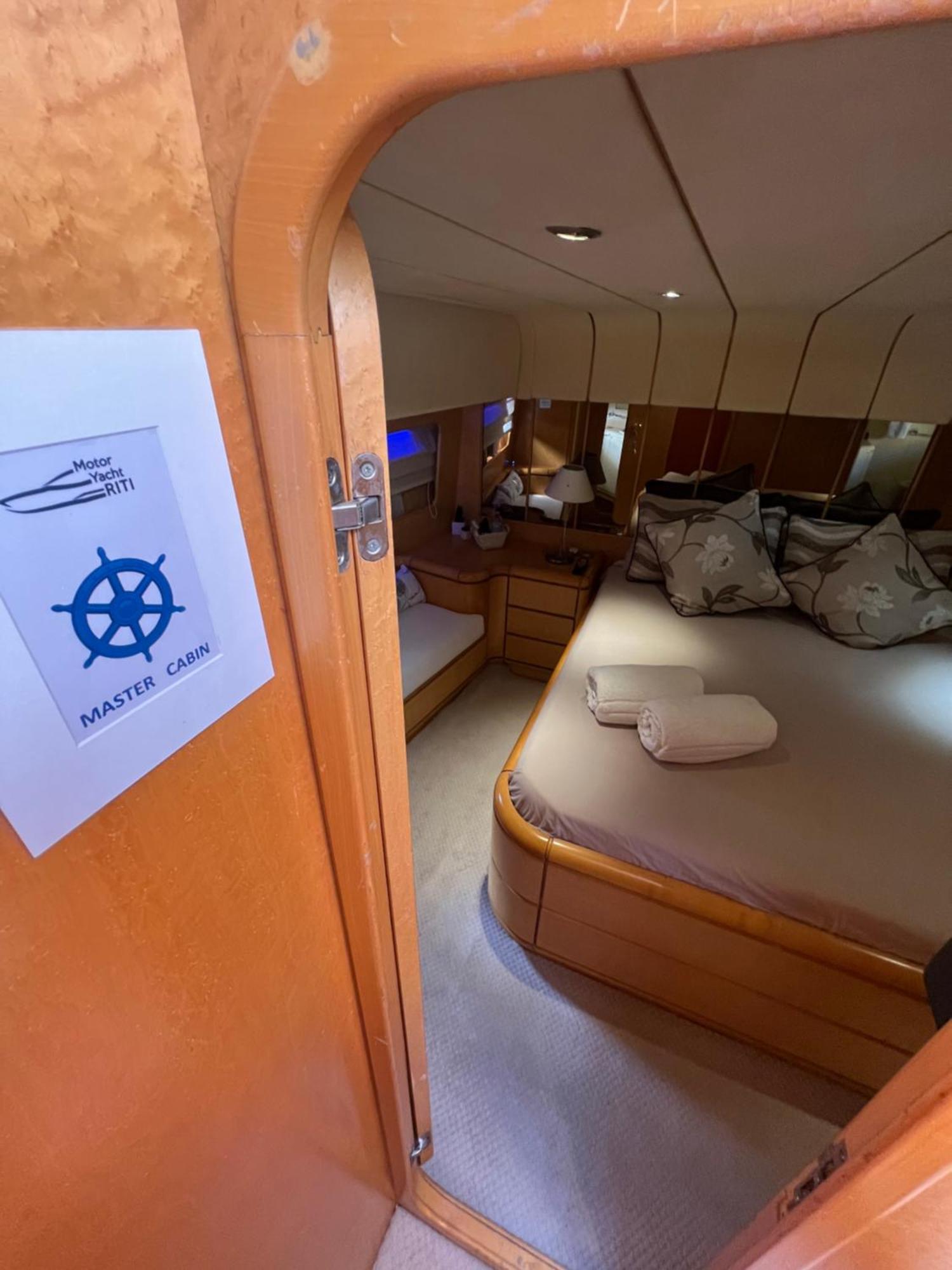 Riti Yacht Hotel Kalkara Bagian luar foto