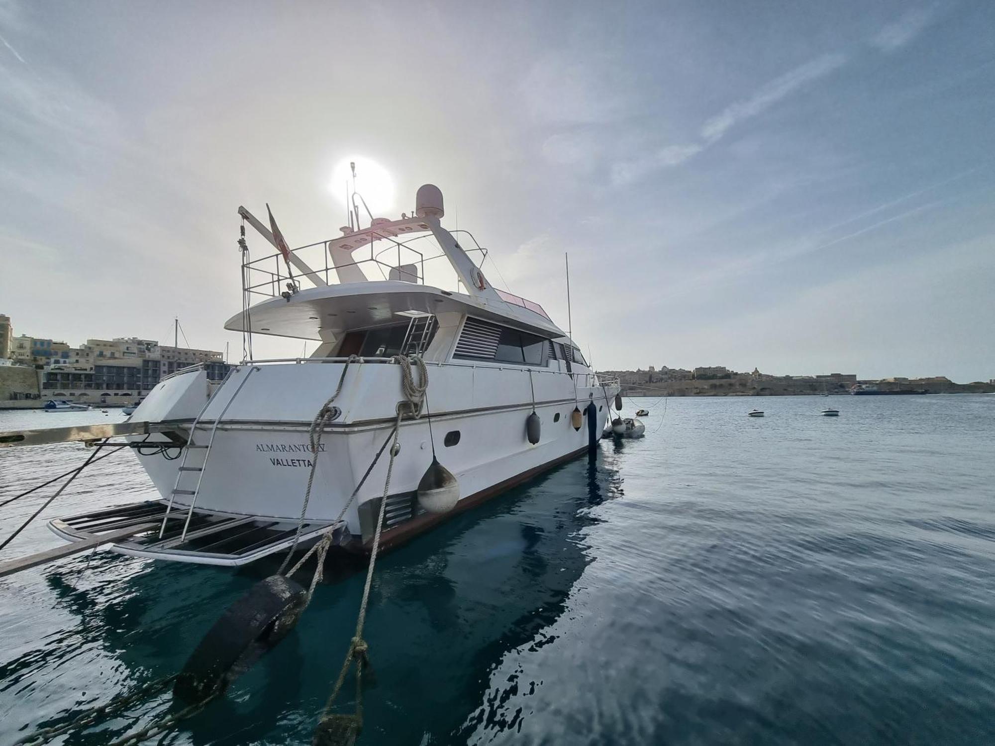 Riti Yacht Hotel Kalkara Bagian luar foto