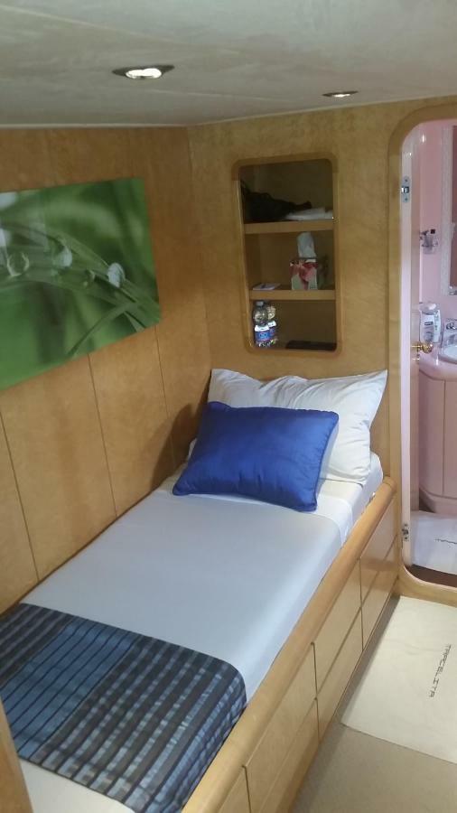 Riti Yacht Hotel Kalkara Bagian luar foto